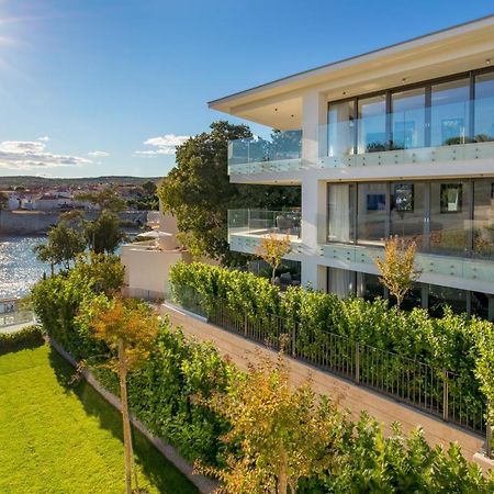 Hadrie Luxury Resort And Villas Krk Krk Town Eksteriør billede